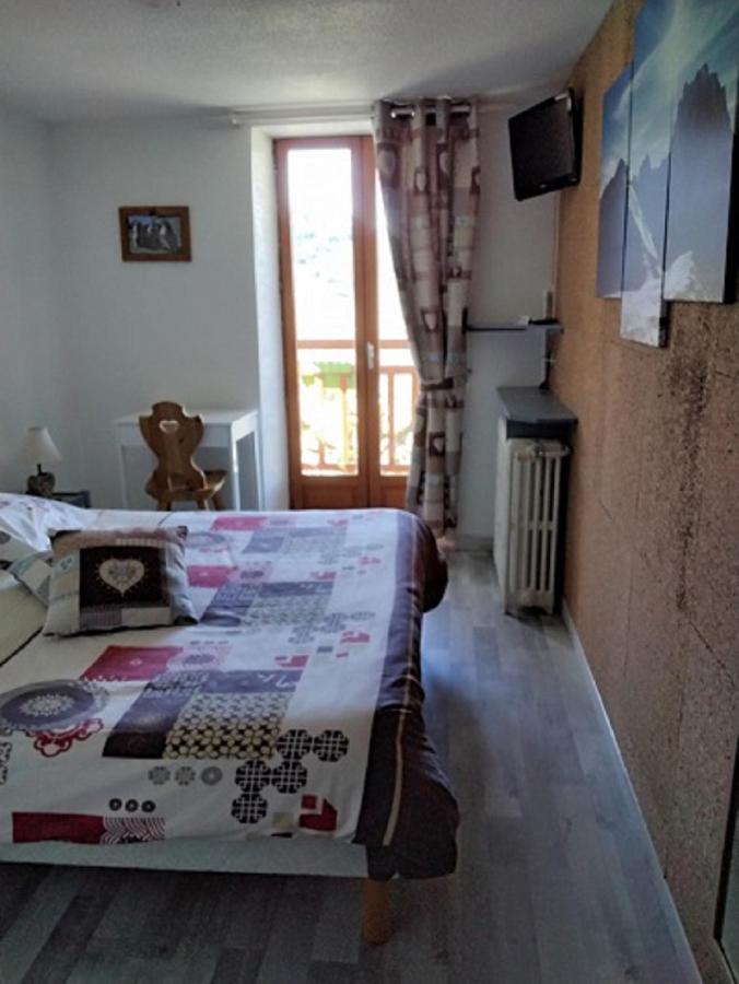 Hotel Le Beausejour Сен-Франсуа-Лоншам Екстериор снимка