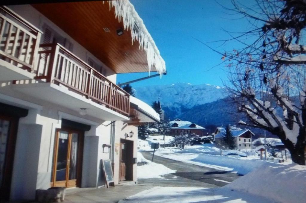 Hotel Le Beausejour Сен-Франсуа-Лоншам Екстериор снимка